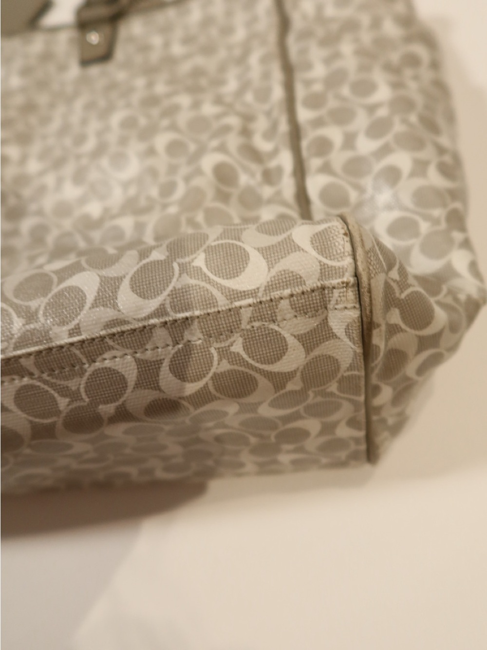 Coach Signature Large grey Tote - Picture 9 of 15
